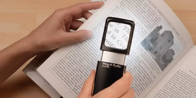 Optical accessories - Explorer Illuminated Hand Mag